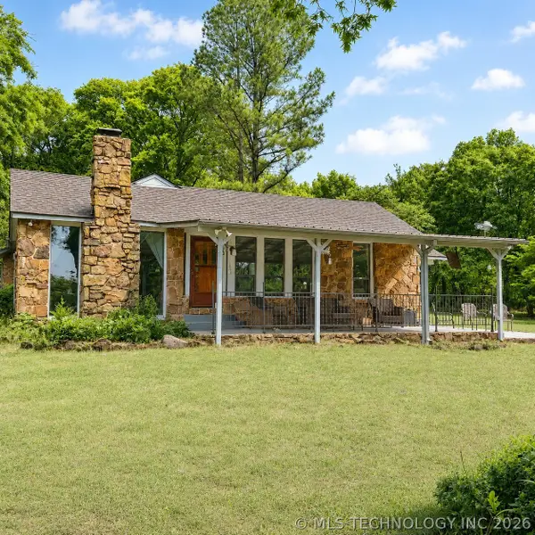 71430 S 329 Road, Wagoner, OK 74467