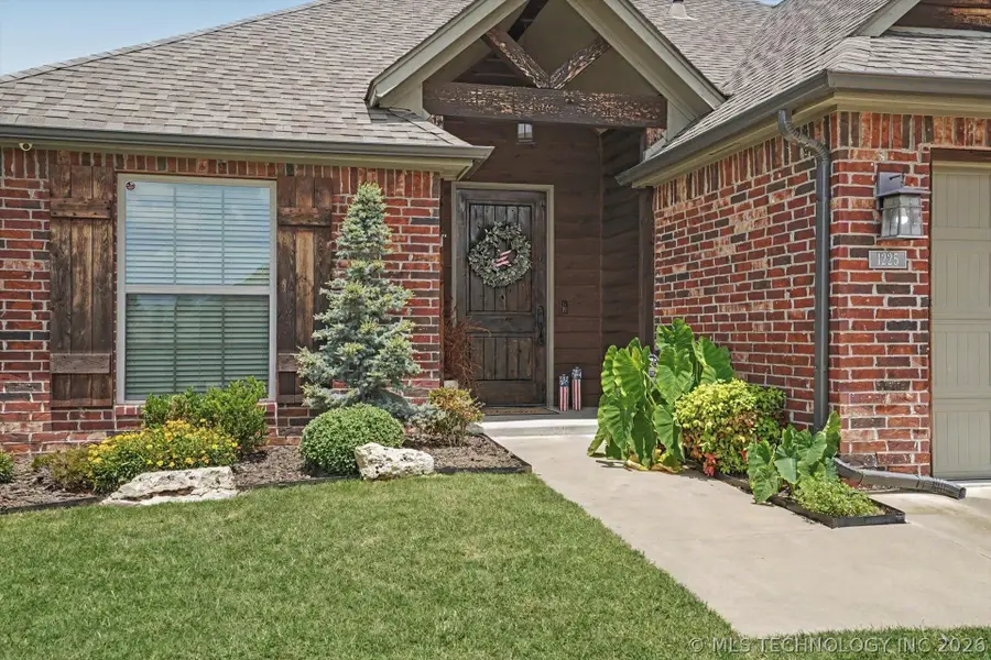 1225 E 134th Street, Glenpool, OK 74033 - #3