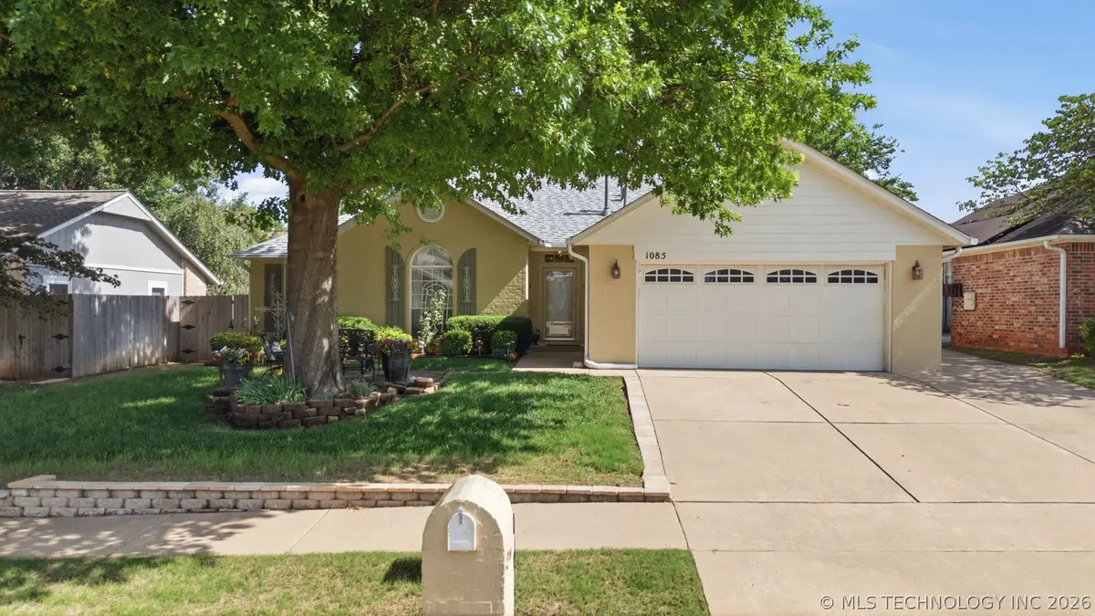 1085 E 138th Street, Glenpool, OK 74033 - #1