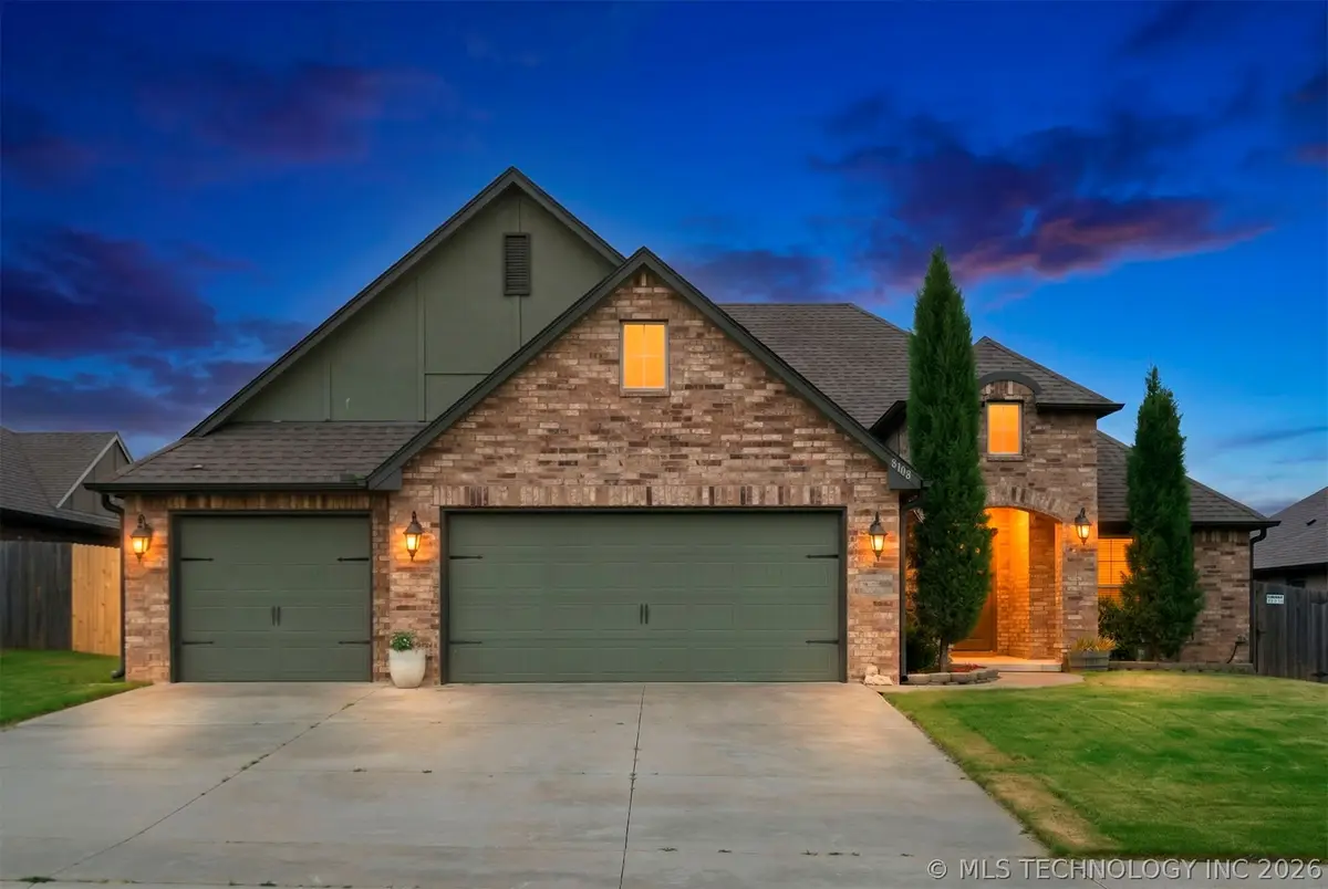 8108 N 76th East Avenue, Owasso, OK 74055 - #1