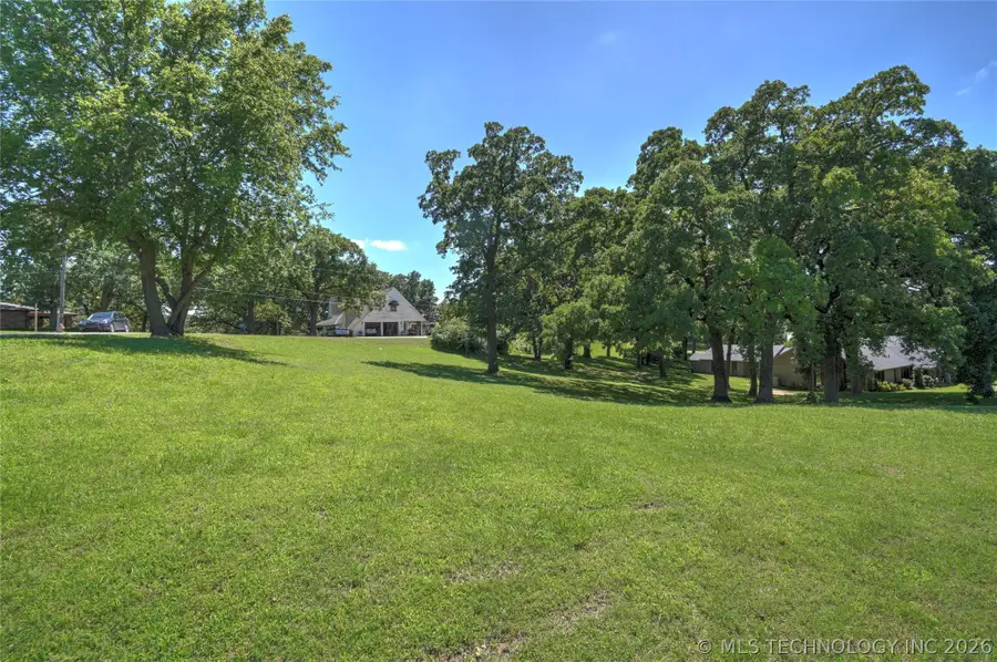 E 104th Place, Tulsa, OK 74137 - #3