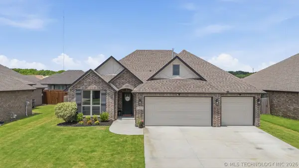 27515 E 108th Place S, Coweta, OK 74429