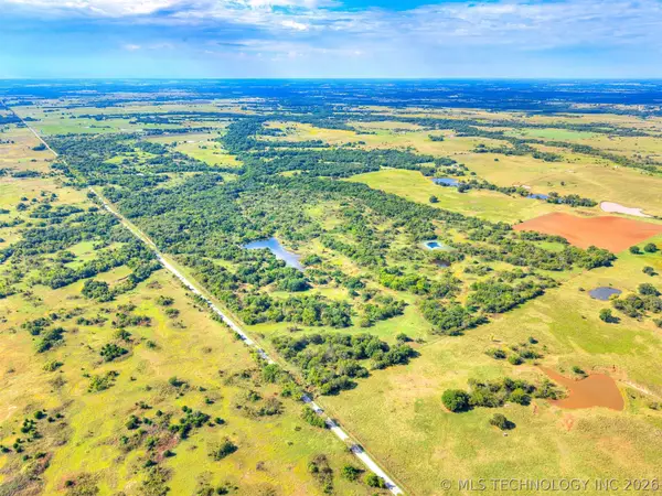 14 N County Road, Pauls Valley, OK 73075