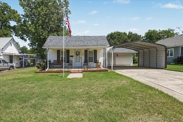 121 W Cleveland Avenue, Sapulpa, OK 74066