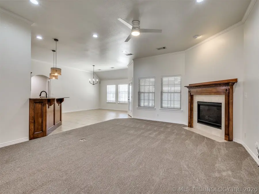 14714 Courtney Lane, Glenpool, OK 74033 - #2
