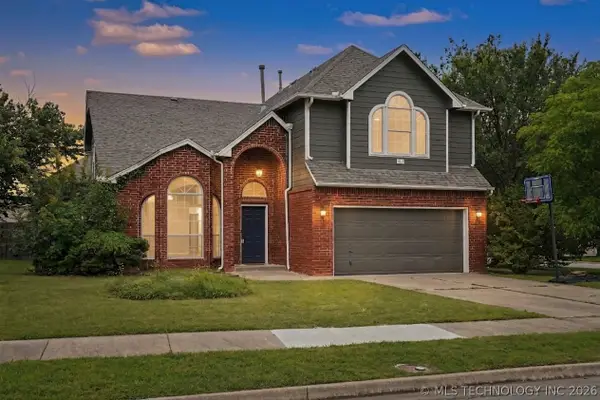 201 N Magnolia Court, Broken Arrow, OK 74012