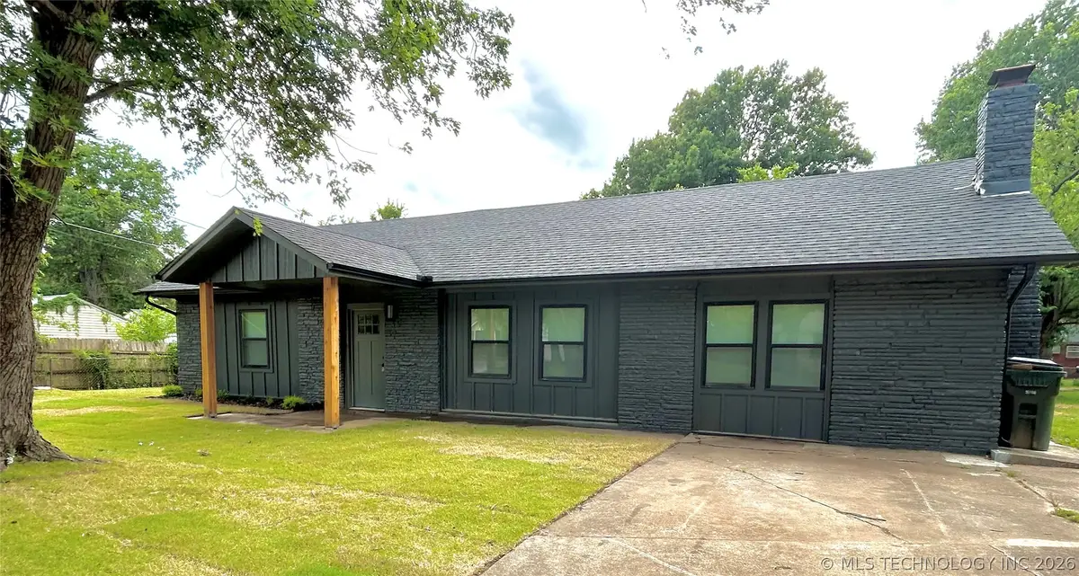 1305 N Dorothy Avenue, Claremore, OK 74017 - #1