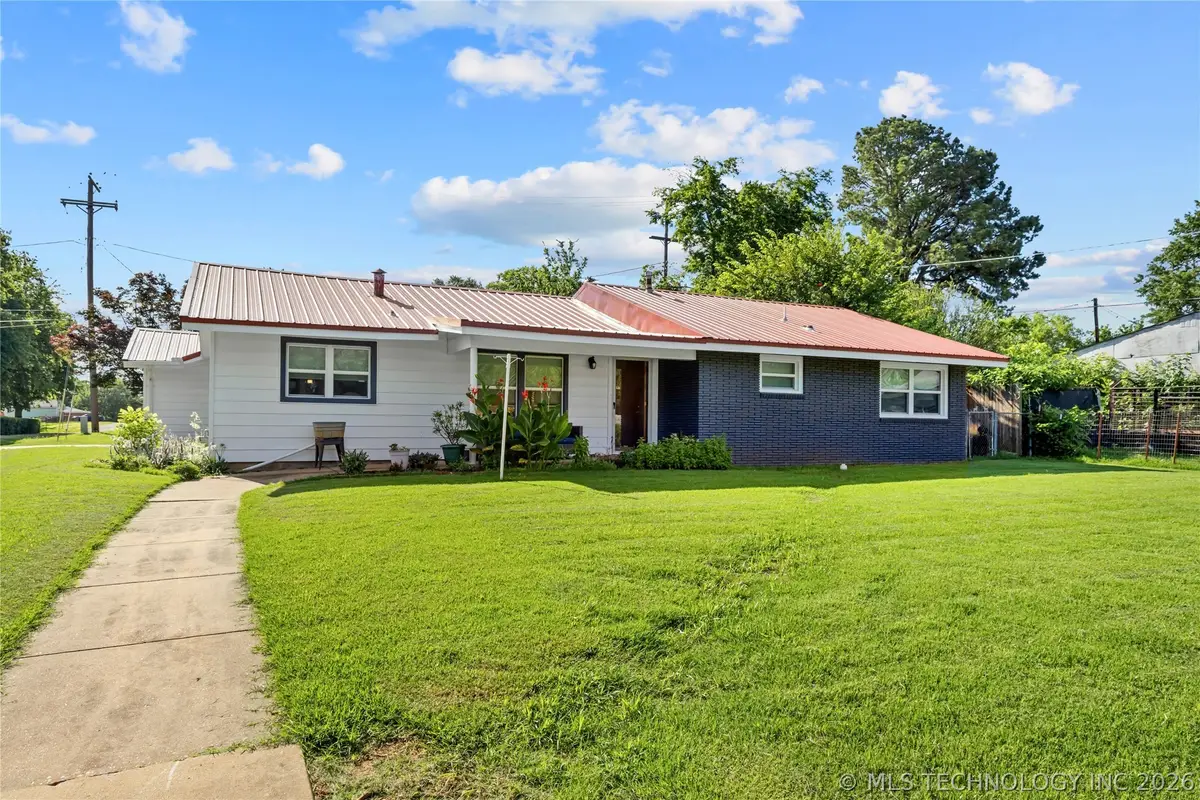 604 SW 3rd Street, Checotah, OK 74426 - #1