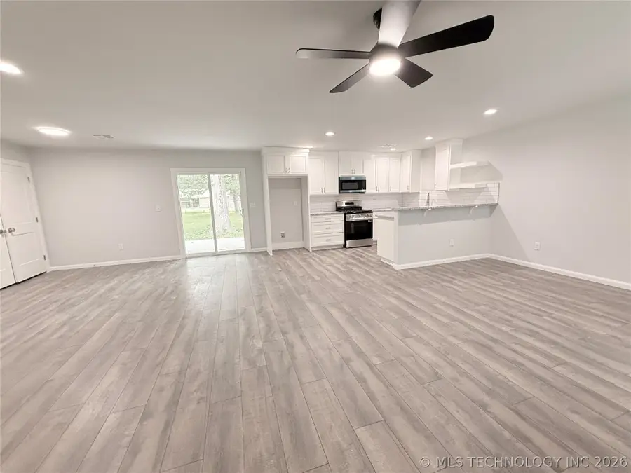 510 NW 1st Street, Checotah, OK 74426 - #3