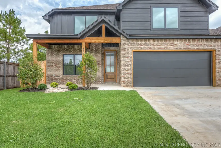 2402 E Northampton Street, Broken Arrow, OK 74014 - #2