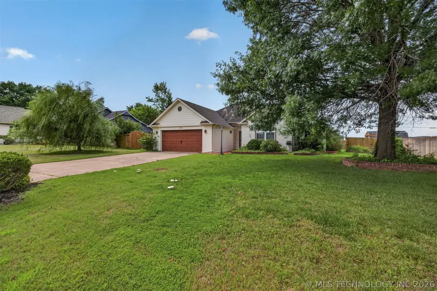 2150 E 140th Place S, Bixby, OK 74008 - #3