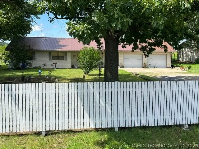 2922 S Brewer, Kiowa, OK 74553 - #3