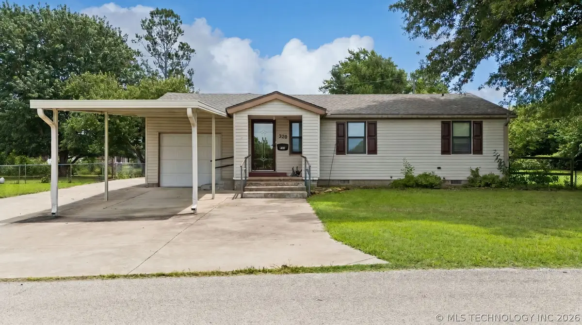 520 NE Wilshire Avenue, Bartlesville, OK 74006 - #1