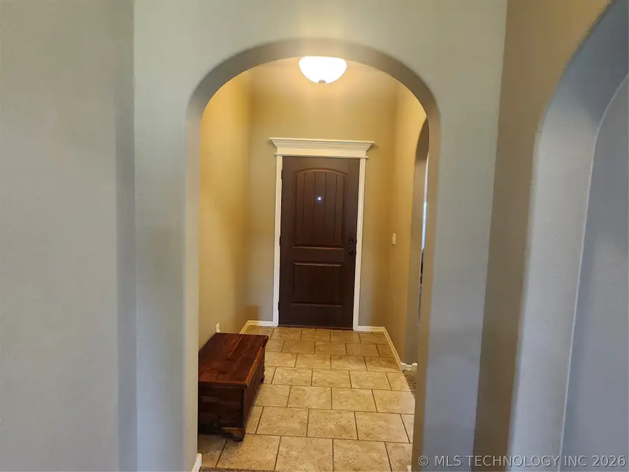 17519 E 45th Place, Tulsa, OK 74134 - #2