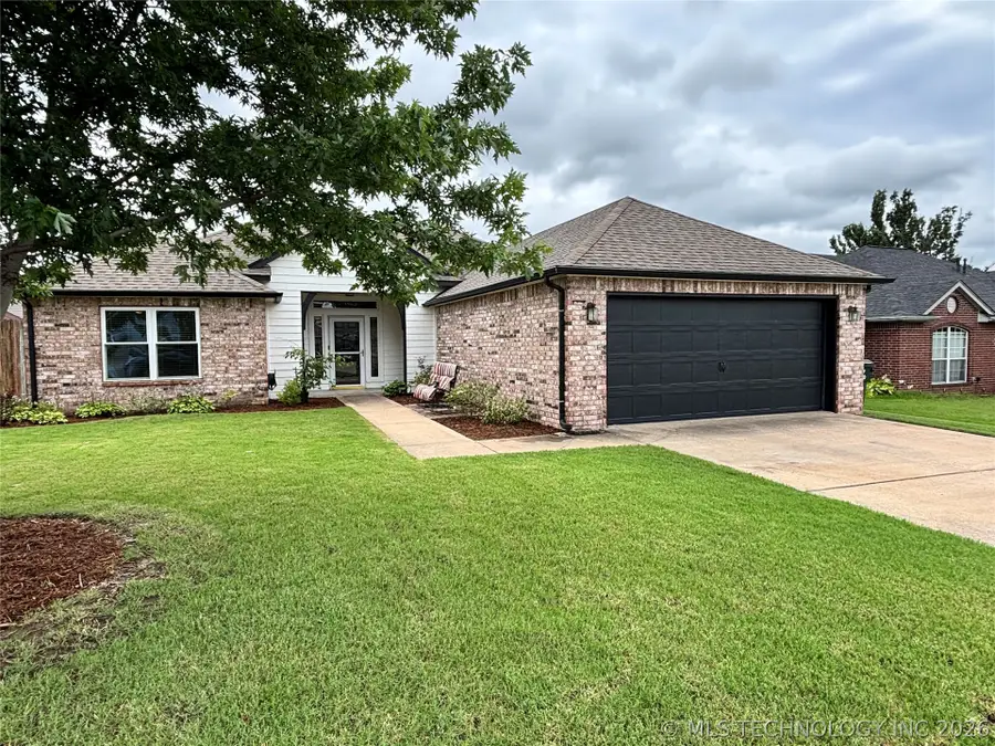 11006 E 118th Street N, Collinsville, OK 74021 - #2