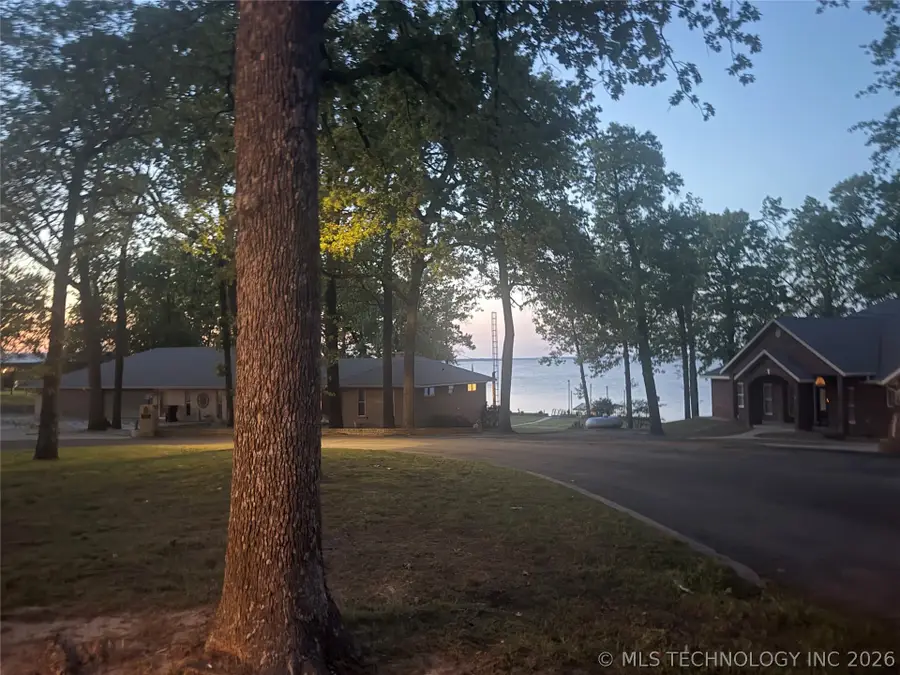 2087 E Mcgill Circle, Eufaula, OK 74432 - #3