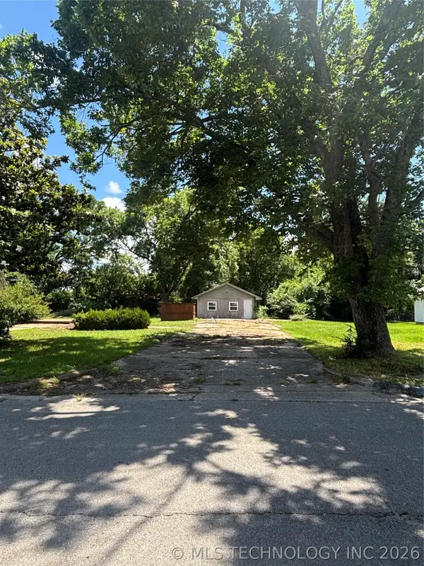 642 W Sandy, Atoka, OK 74525