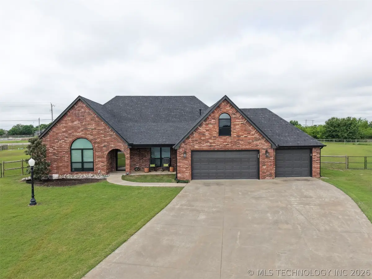 5804 E 147th Street, Collinsville, OK 74021 - #1