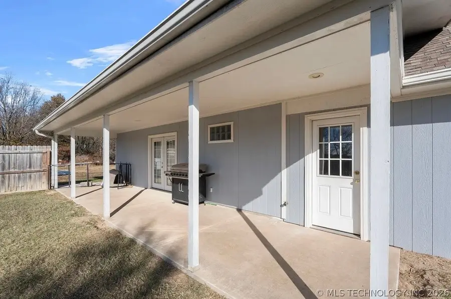 63406 E 90th Road, Miami, OK 74354 - #2