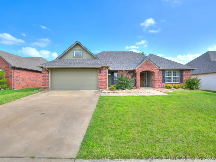 12318 E 69th Street, Owasso, OK 74055 - #2