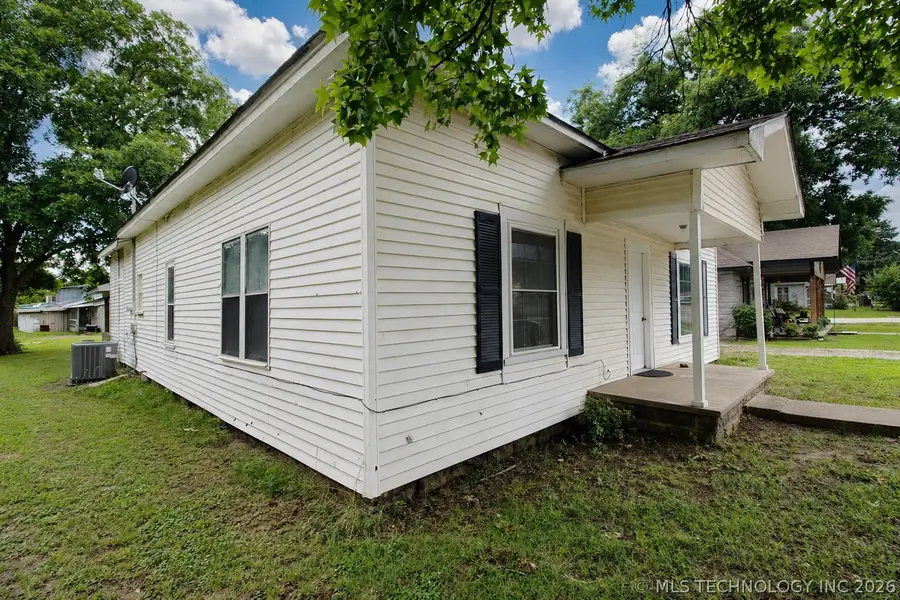 103 S Luella Street, Dewar, OK 74431 - #2
