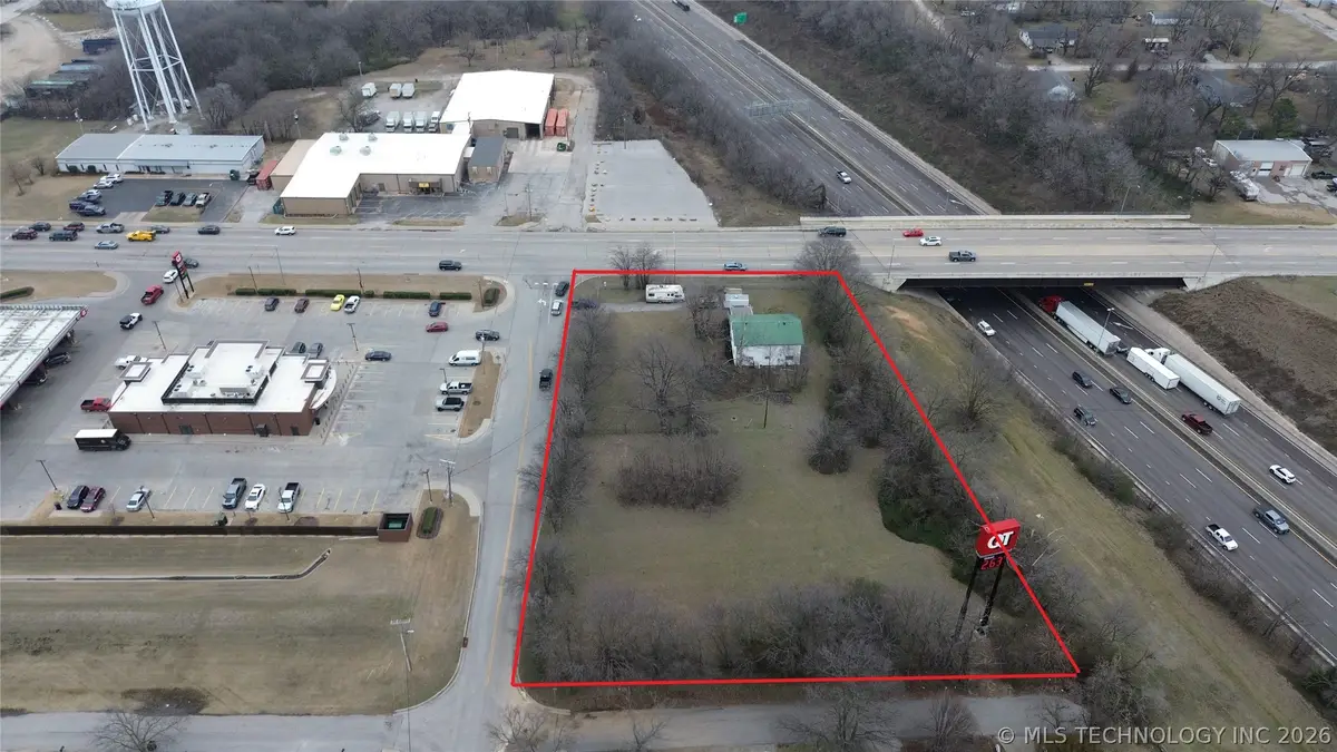 1124 N 9th Street, Sapulpa, OK 74066 - #1
