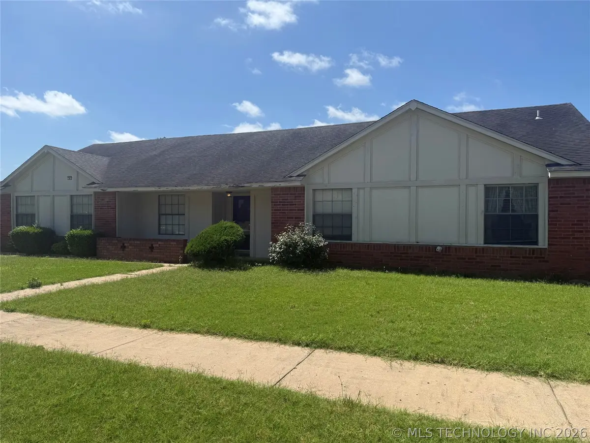 2601 W Atlanta Place, Broken Arrow, OK 74012 - #1