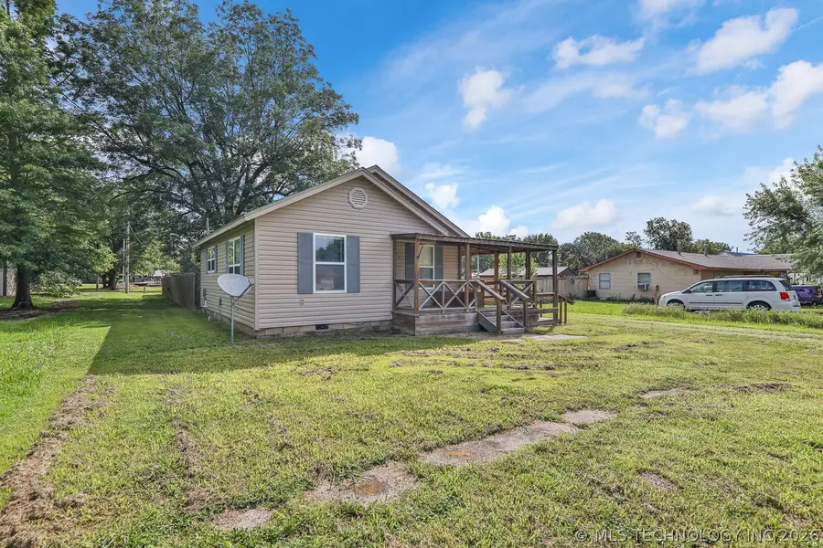 615 W 8th Street, Chelsea, OK 74016 - #2