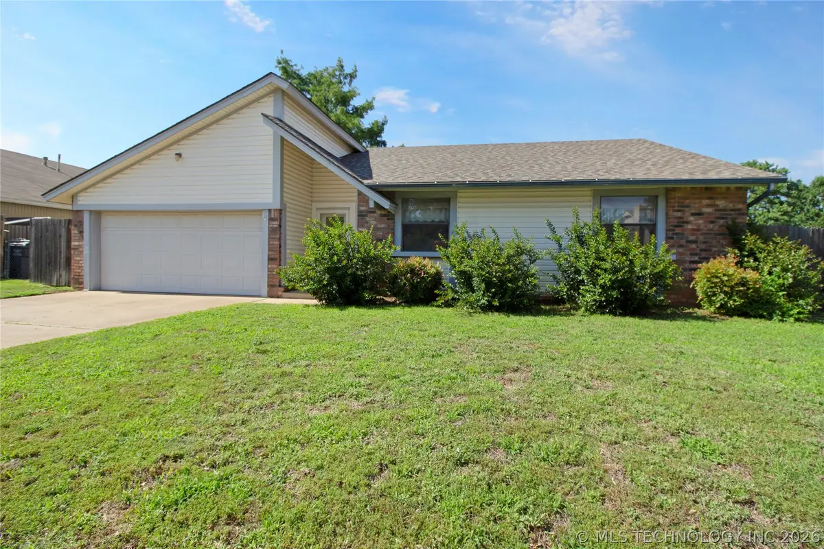 1079 E 137th Street, Glenpool, OK 74033 - #1