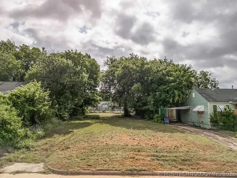 2521 N Quaker Avenue, Tulsa, OK 74106 - #3