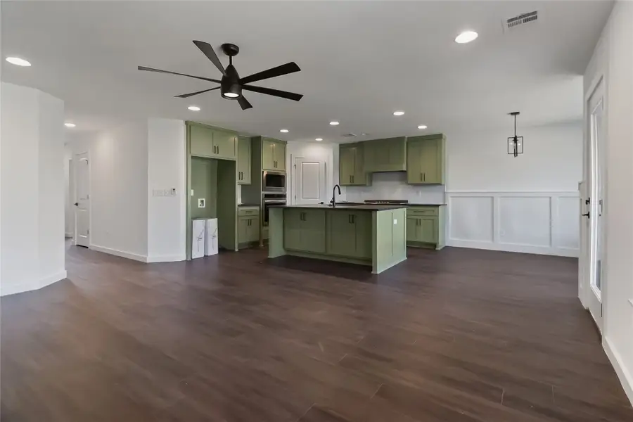 4611 S Chestnut Avenue, Broken Arrow, OK 74011 - #3