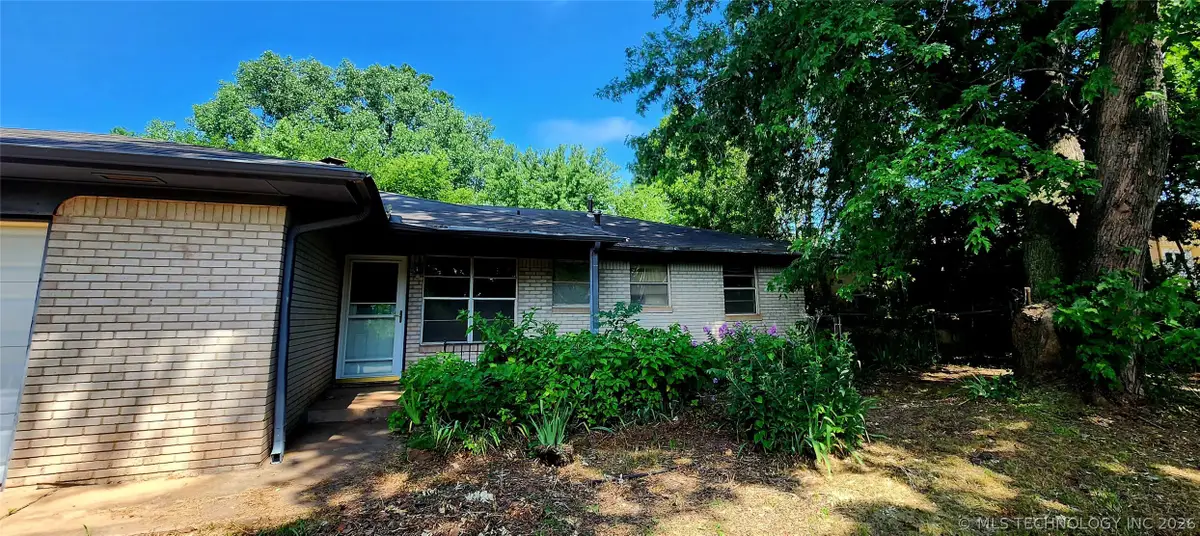 312 S Flynn Avenue, Chandler, OK 74834 - #1