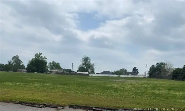 Division Street, Sapulpa, OK 74066 - #1