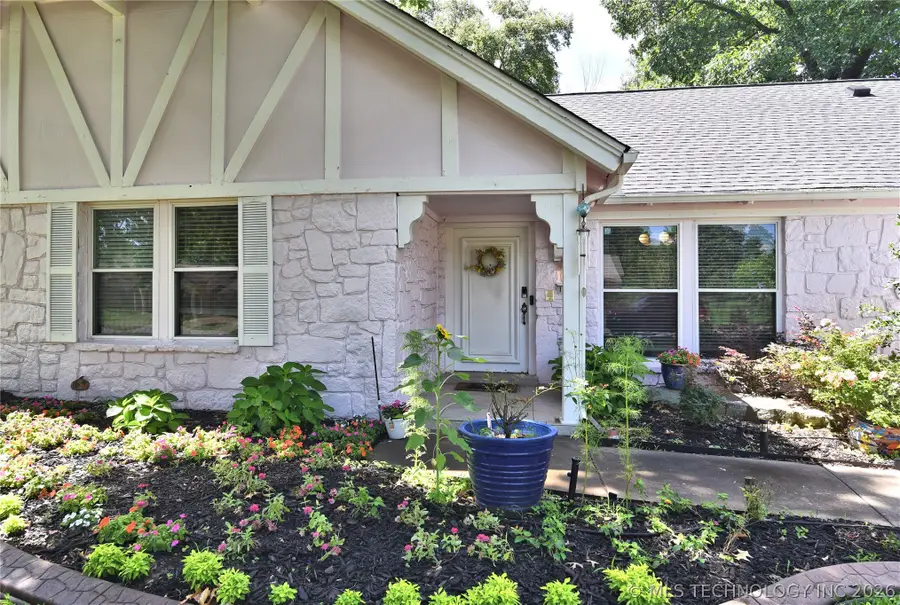 1209 Oakwood Drive, Broken Arrow, OK 74011 - #2