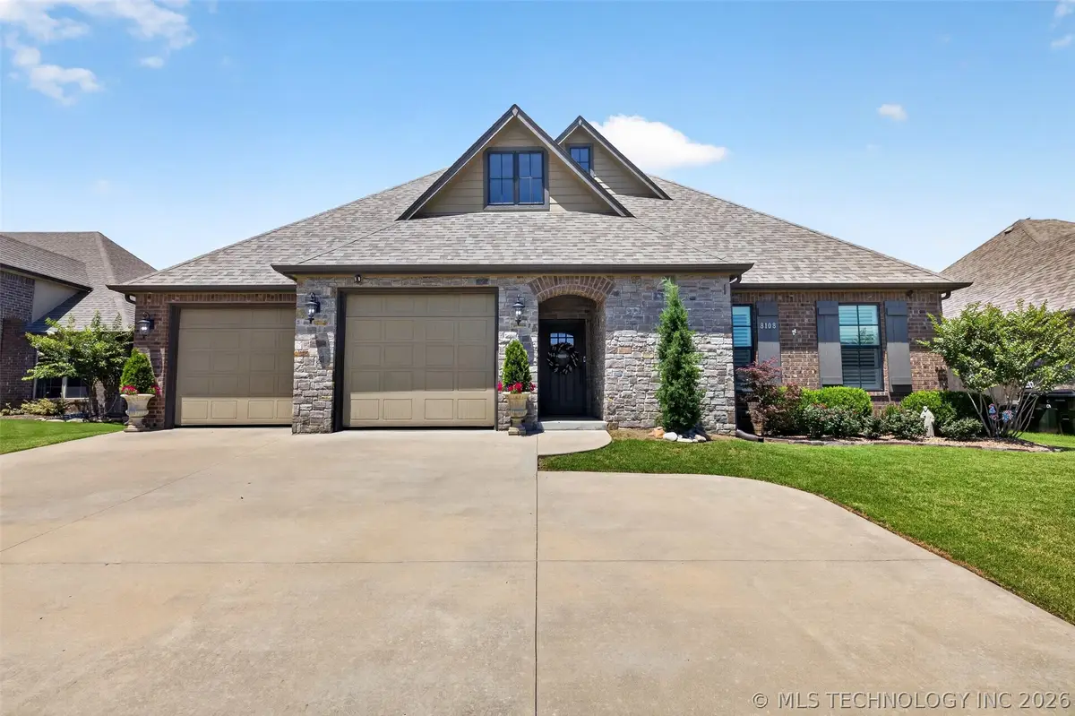 8108 N 77th East Avenue, Owasso, OK 74055 - #1