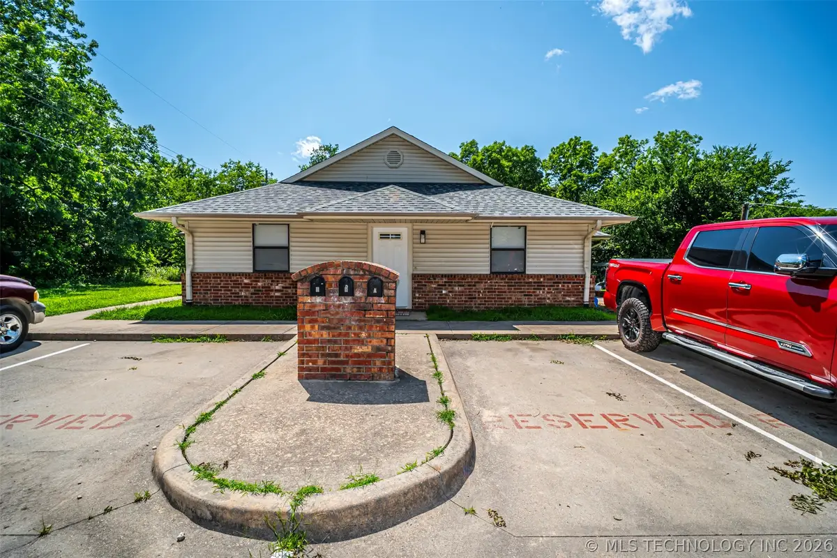 204 S 11th, Madill, OK 73446 - #1