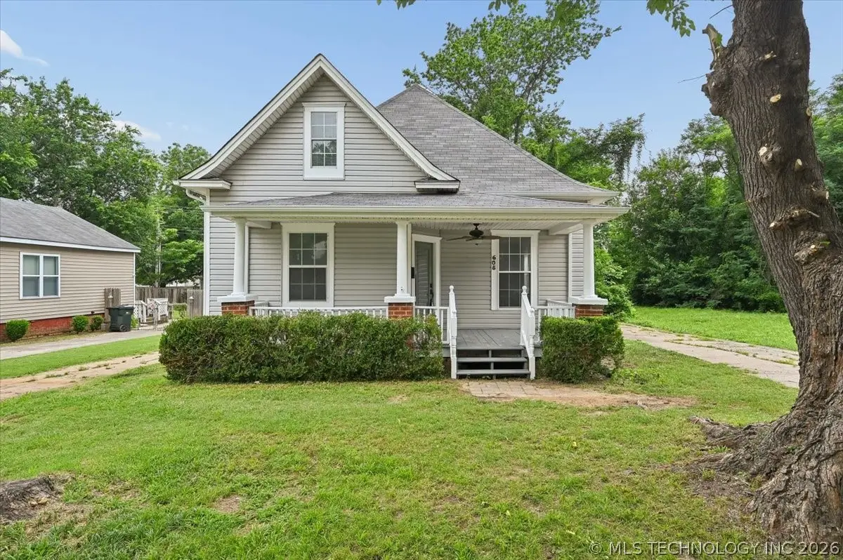 608 S Hickory Street, Sapulpa, OK 74066 - #1