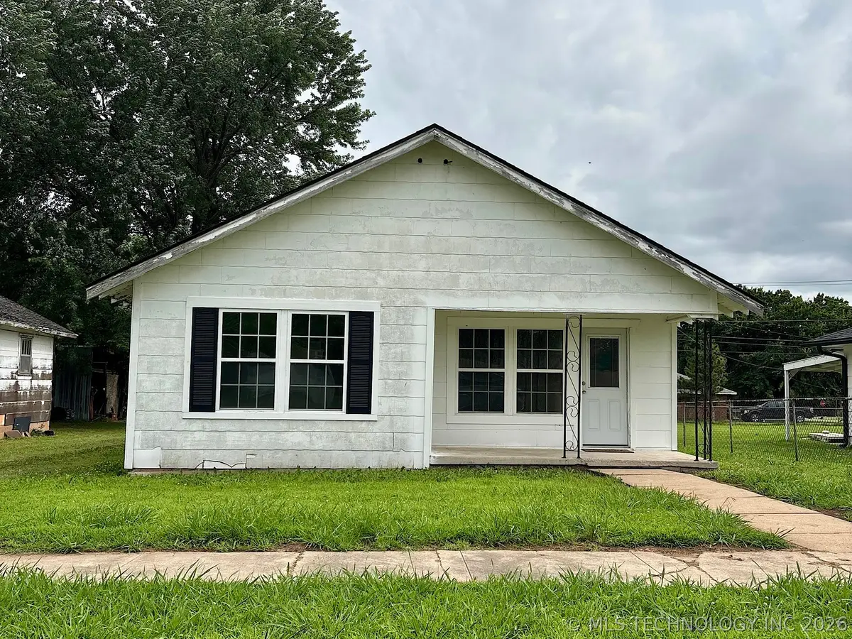 410 E 2nd Street, Stroud, OK 74079 - #1