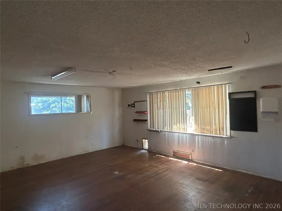 6224 E 28th Street, Tulsa, OK 74114 - #2