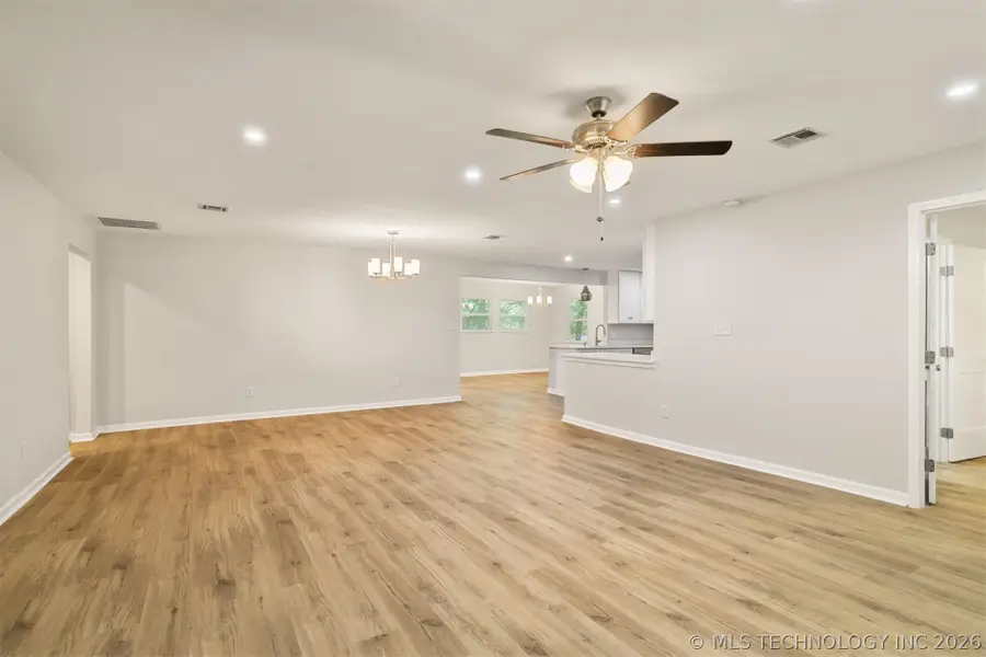 927 Rolling Wood Hills, Durant, OK 74701 - #3