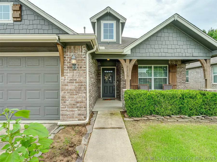 3113 W Fredericksburg Street, Broken Arrow, OK 74011 - #3