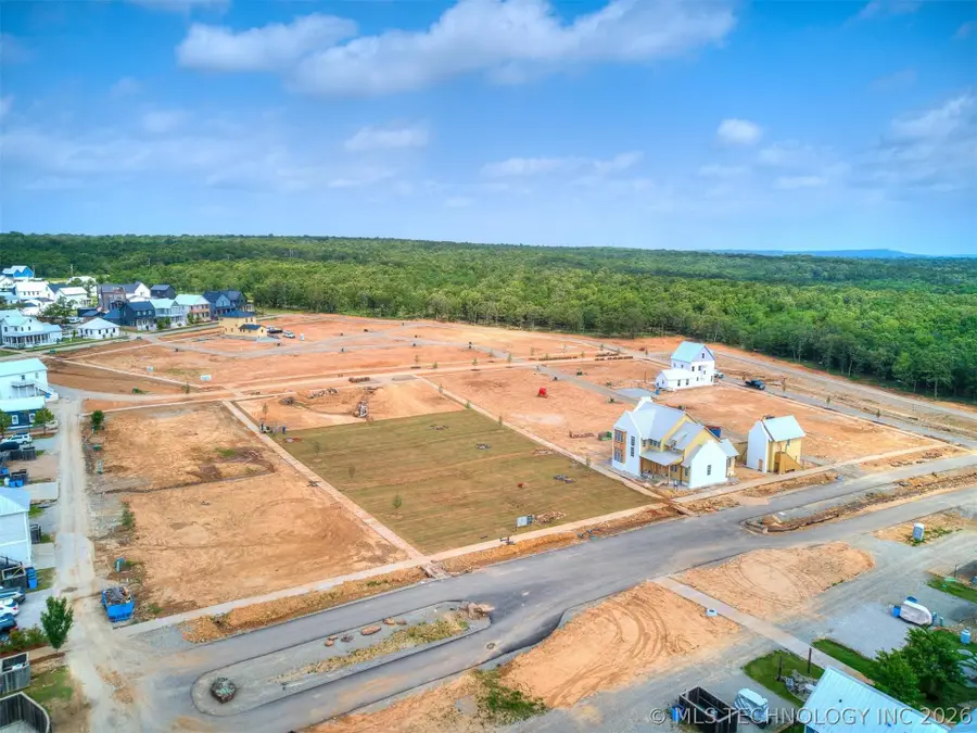 54 Hill Street, Carlton Landing, OK 74432 - #2
