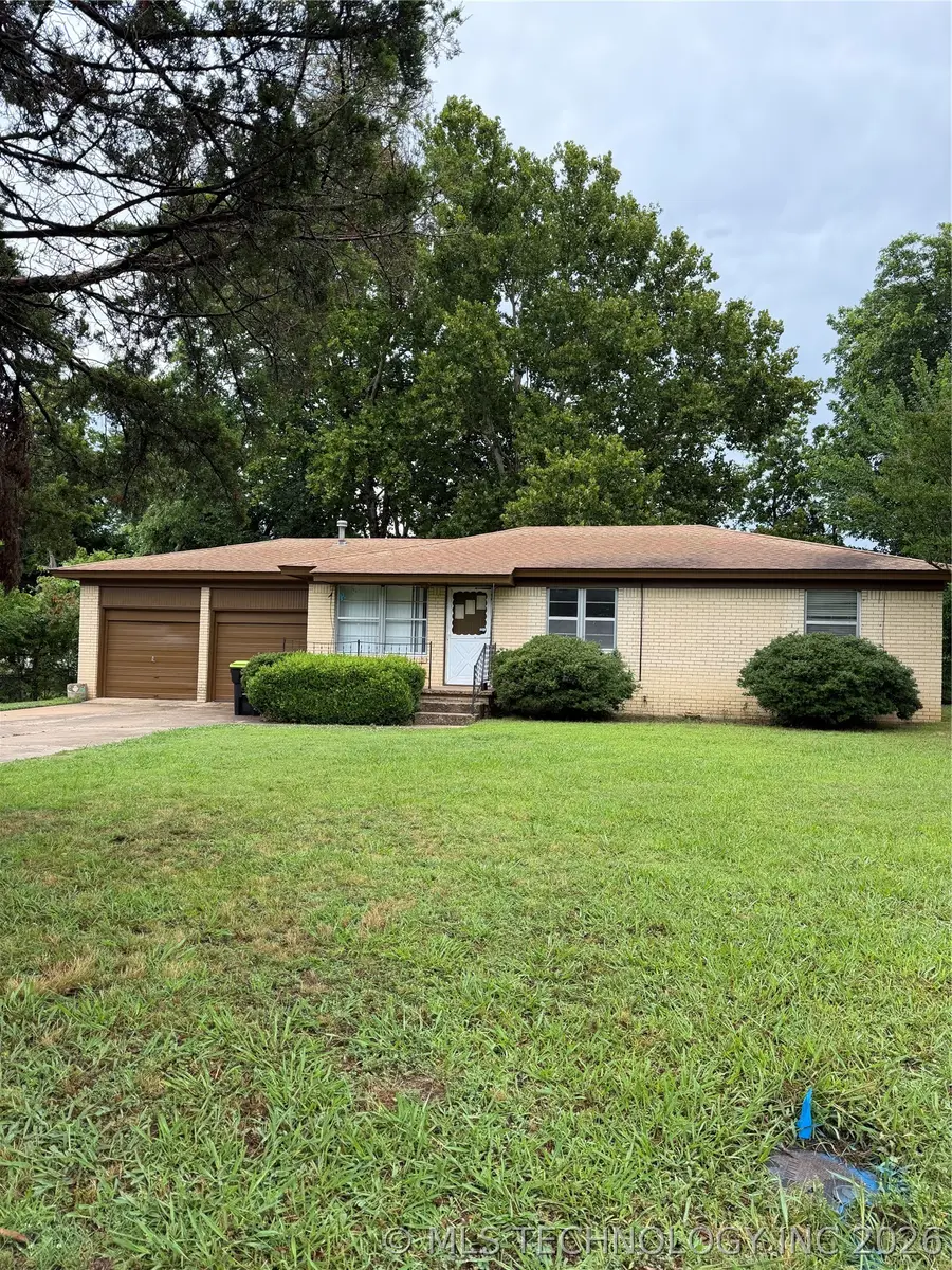 430 Mayfair, Ada, OK 74820 - #2