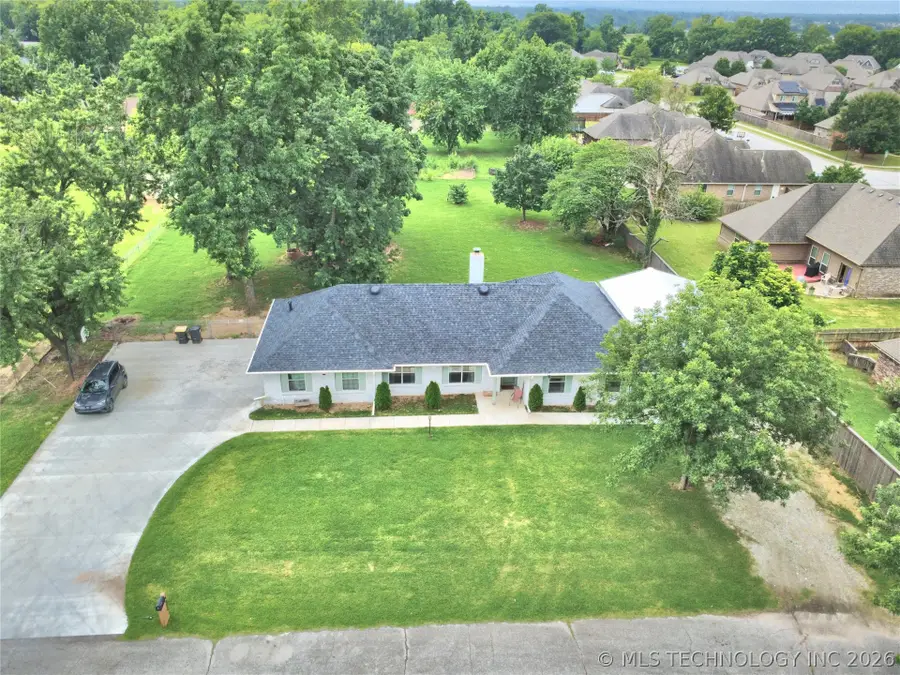9478 E 137th Street S, Bixby, OK 74008 - #2