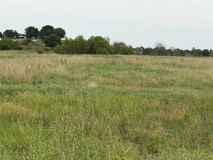E 111th Street S, Coweta, OK 74429 - #3