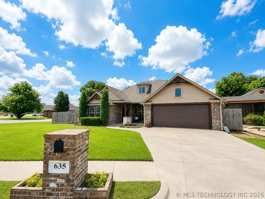 635 Meadows Circle, Tahlequah, OK 74464 - #2
