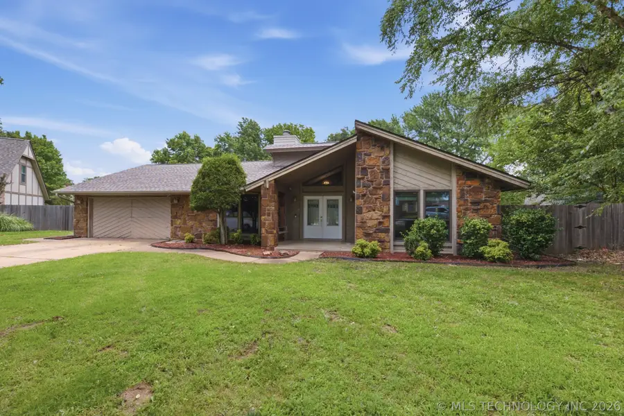 8703 S 73rd East Avenue, Tulsa, OK 74133 - #2