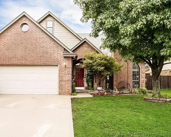 1261 E 136th Street, Glenpool, OK 74033
