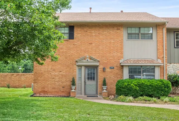 3716 Bellflower Avenue #D, Ponca City, OK 74601