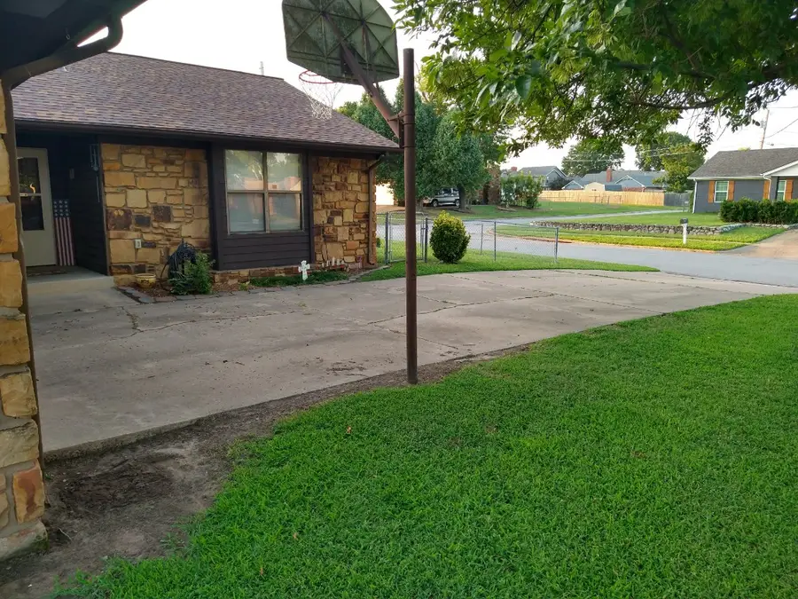 4919 Nassau Avenue, Sand Springs, OK 74063 - #2